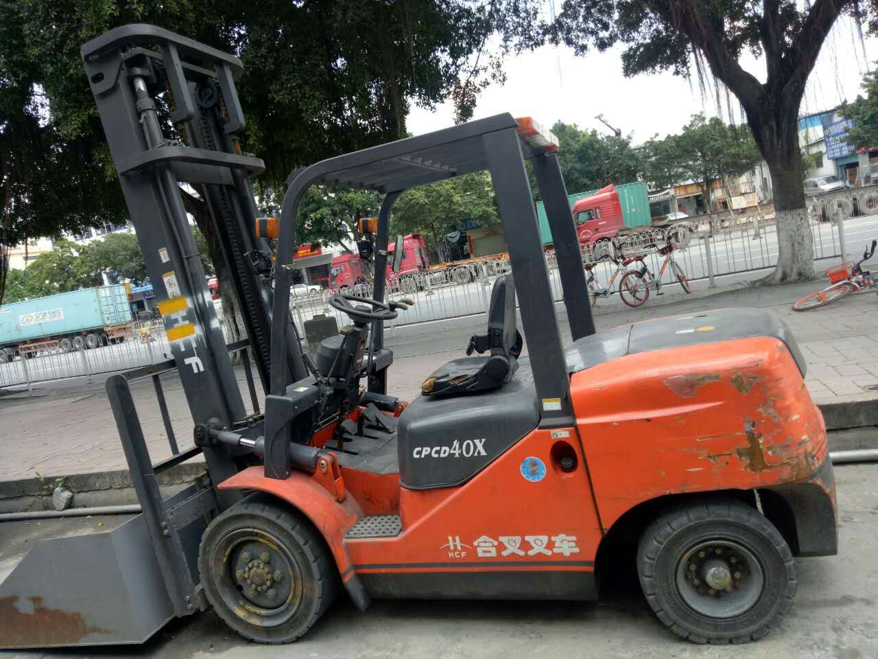 二手叉車(chē)